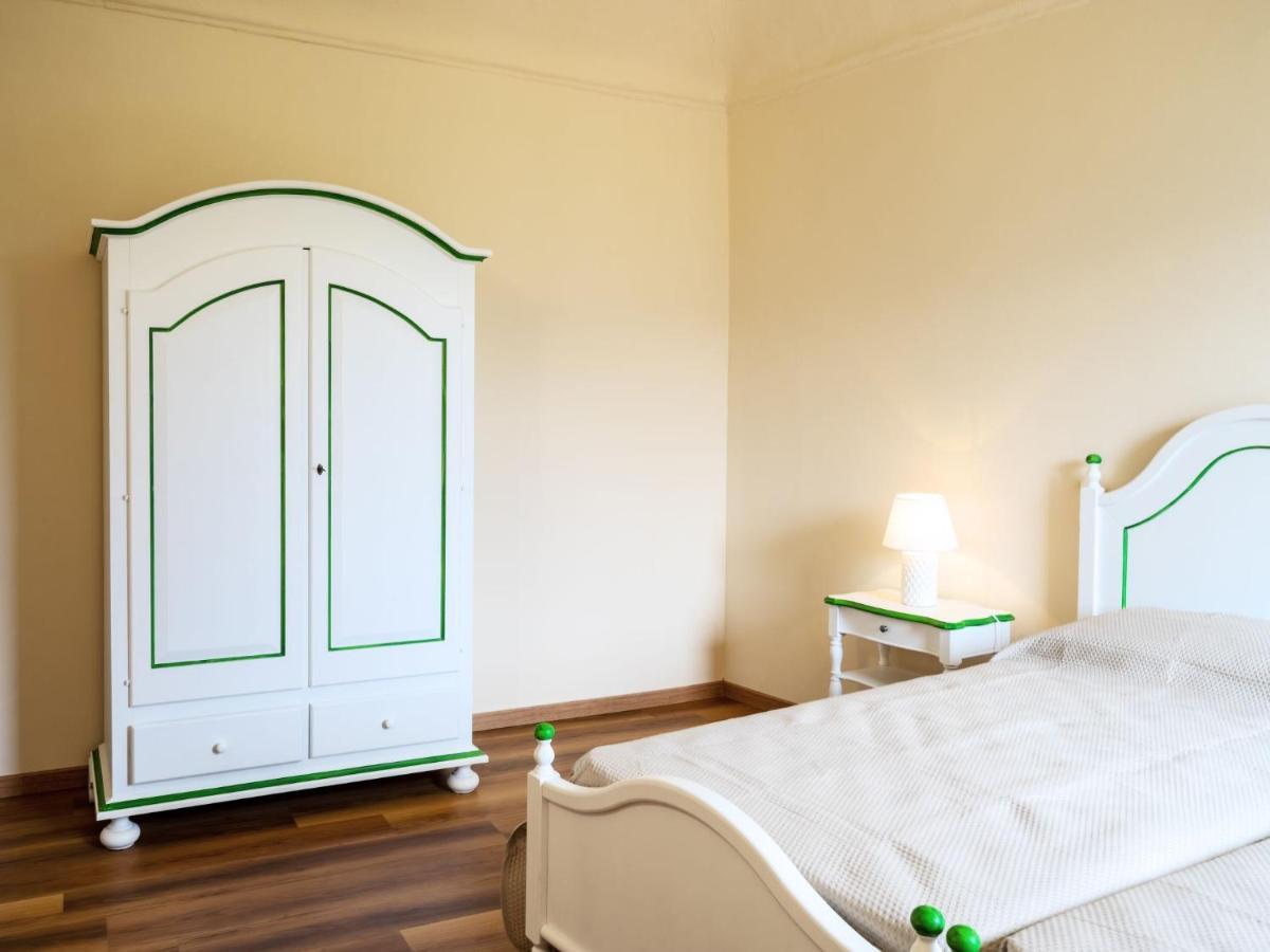 Apartment Verde By Interhome Porto Valtravaglia Ngoại thất bức ảnh